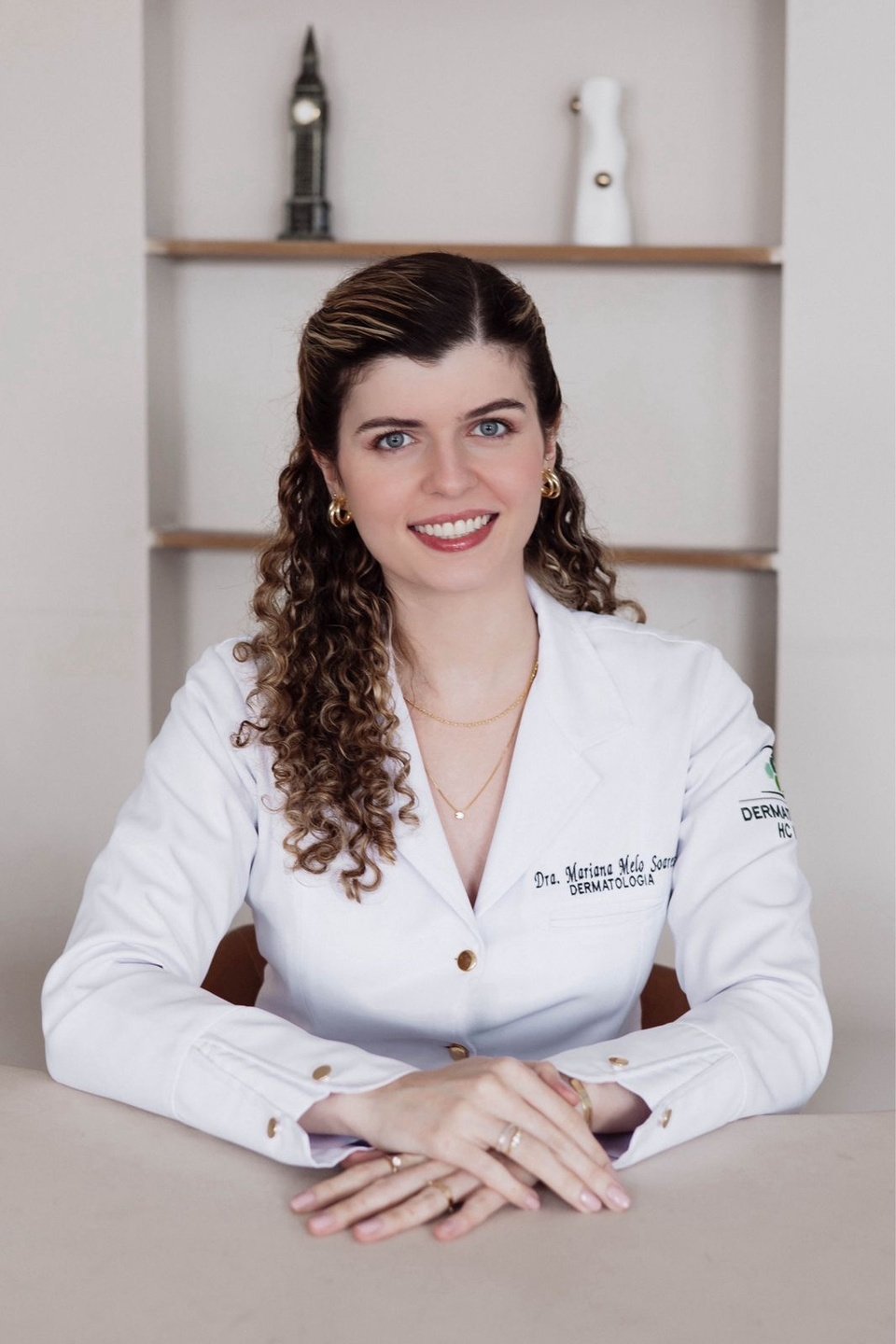 Dra. Mariana Melo