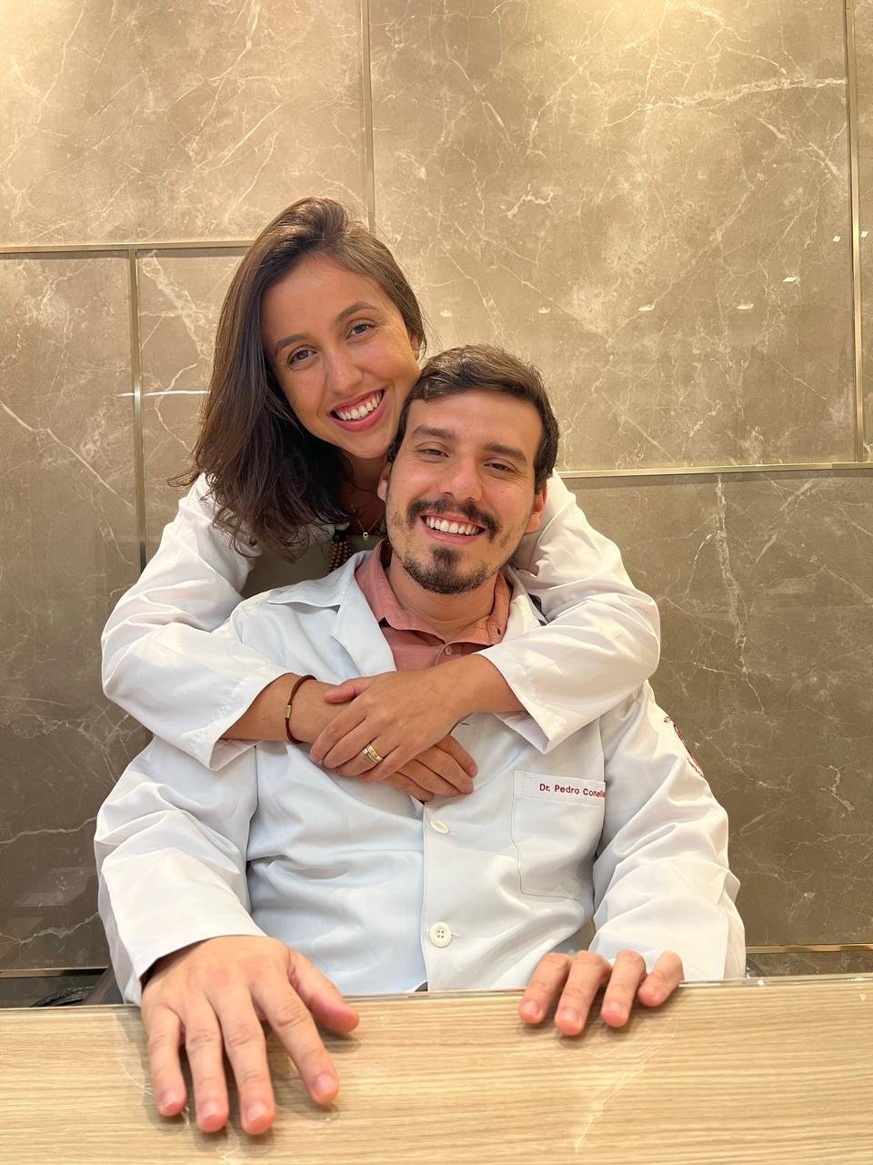 Dra. Fernanda Antoniolli e Dr. Pedro Conelian, fundadores da Viva